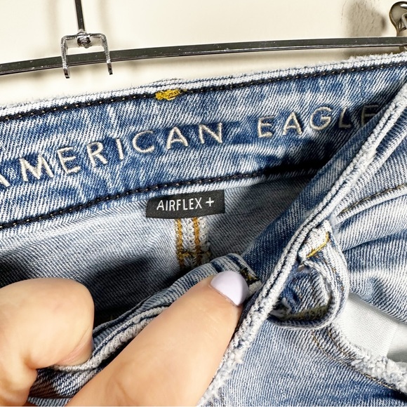 American Eagle Mens Airflex Lightwash Jeans - Picture 5 of 8